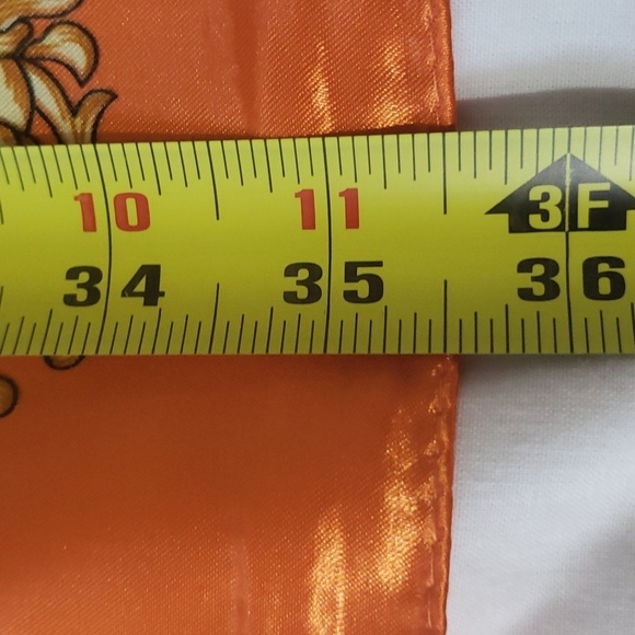 R-2248- Women's Scarf Orange Cream Blue Brown Green Colors NWT - Picture 8 of 10